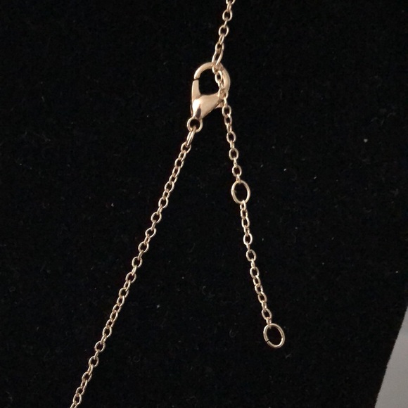 Gold Heart ❤️ Necklace - Picture 5 of 8